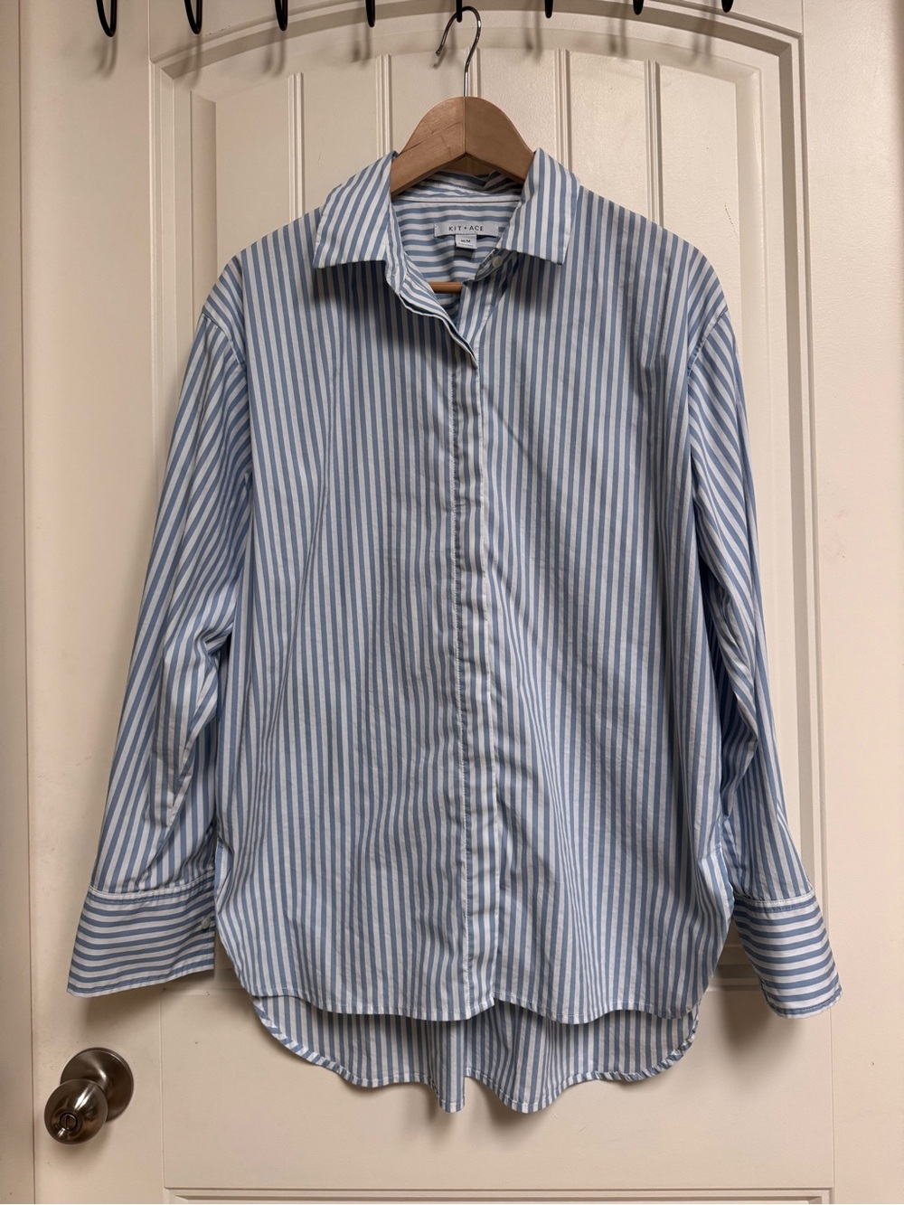 Kit + Ace Blue and White Oversized Striped Cotton Blend Button Up Shirt. Size M